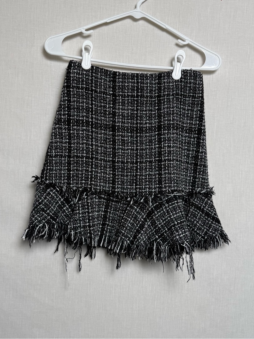 ALYA Black White Tweed Plaid Ruffle Hem Mini Skirt Women’s Small